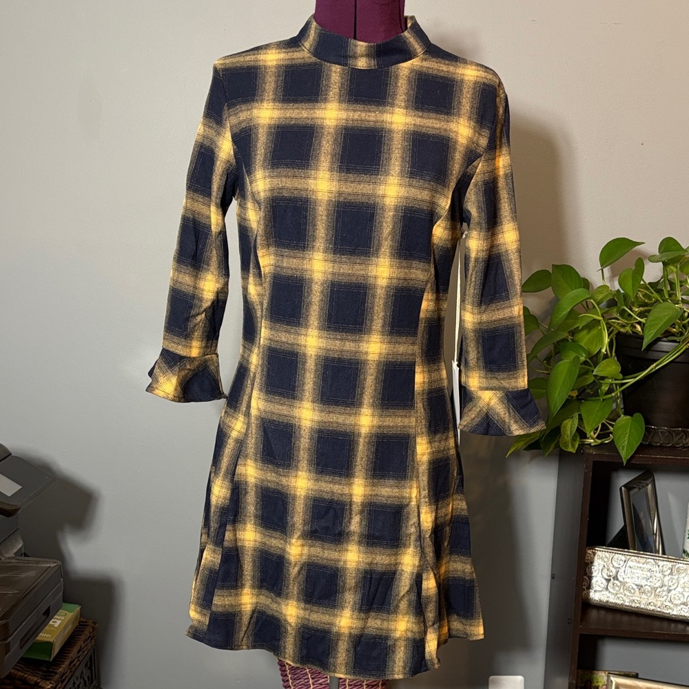 Lumiere Elegant Yellow and Blue Plaid Long Sleeve Dress